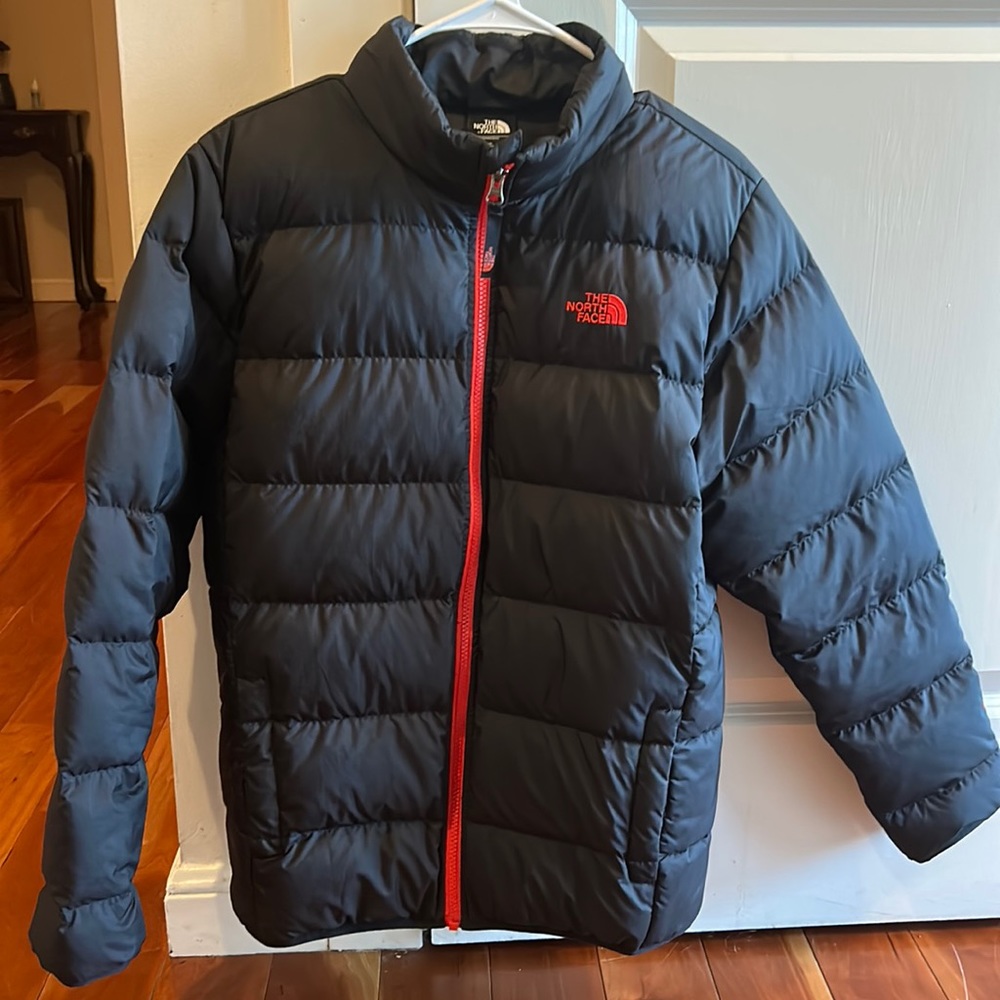 Boys XL North face 550 jacket EUC